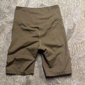 GC girlfriend collective brown taupe bike shorts NWOT